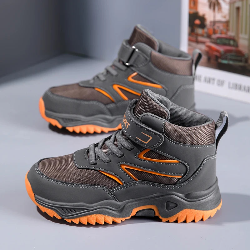 Boys' hiking shoes