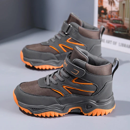 Boys' hiking shoes