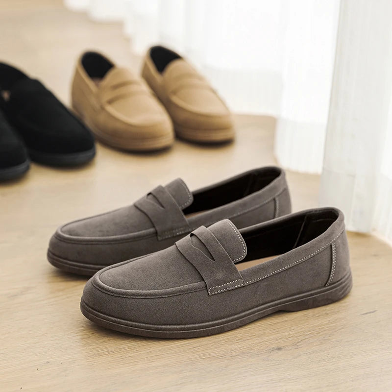 Men's shoes in spring and autumn, casual and convenient, versatile and comfortable, retro trendy shoes, lazy shoes