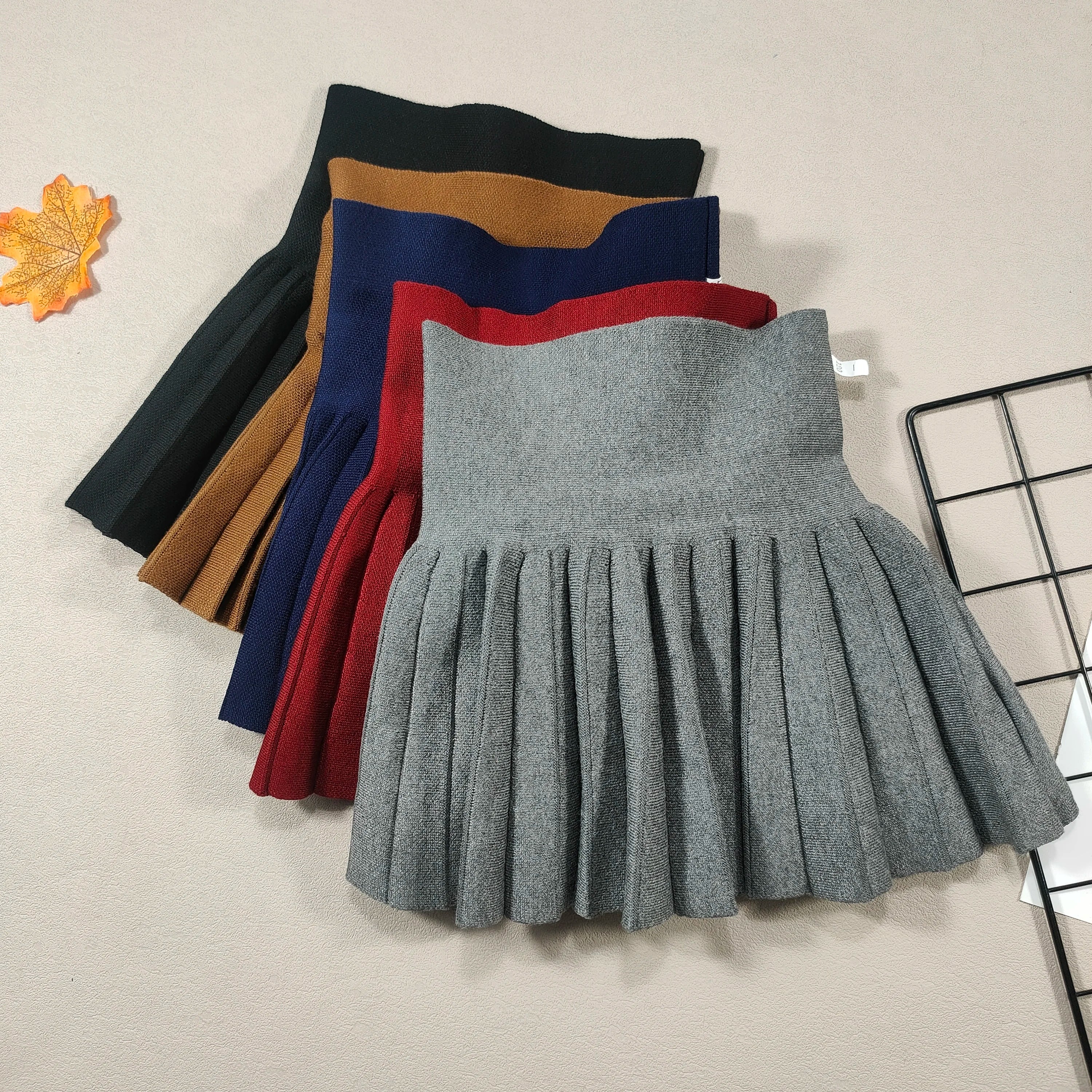 Kids Skirt  Girls' Pleated Skirt Solid Sweet Pink Beach Skirt Black Cute Mini Skirt Slim Fit Baby Princess Skirt 2-12 Years